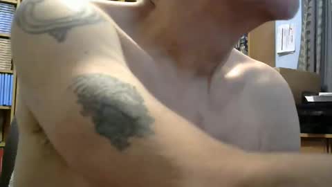 Snapshot of sluttyslave81 chatting on May 21, 7:26 am sluttyslave81 online show from May 21, 7:26 am