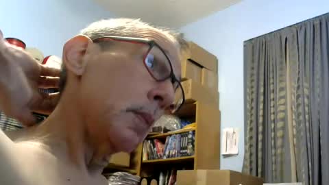 Snapshot of sluttyslave81 chatting on June 17, 7:00 am sluttyslave81 online show from June 17, 7:00 am