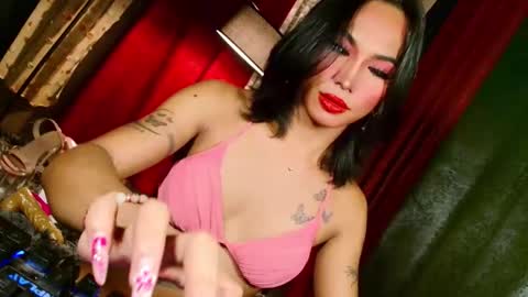 Snapshot of slutxcums_martel69 chatting on September 30, 10:31 am slutxcums_martel69 online show from September 30, 10:31 am