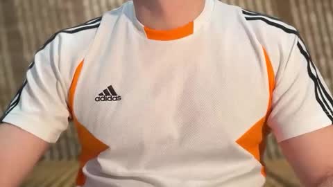 Snapshot of slvbcn75 chatting on February 16, 6:10 pm slvbcn75 online show from February 16, 6:10 pm