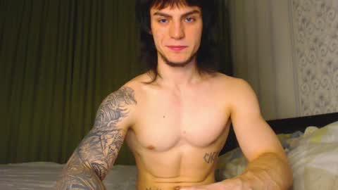 Gus online show from November 19, 1:44 pm