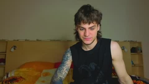Gus online show from June 6, 4:12 pm