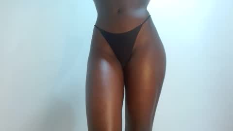 Snapshot of sly_rose chatting on October 30, 5:35 pm sly_rose online show from October 30, 5:35 pm