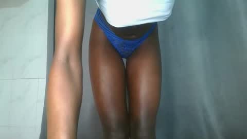 Snapshot of sly_rose chatting on January 8, 8:00 pm sly_rose online show from January 8, 8:00 pm