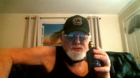 Snapshot of slydevil_sc chatting on April 6, 2:20 am Sly online show from April 6, 2:20 am