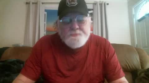 Snapshot of slydevil_sc chatting on April 18, 7:18 pm Sly online show from April 18, 7:18 pm