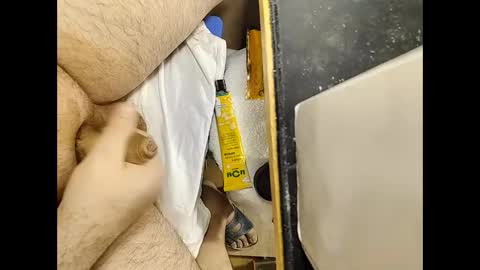 Snapshot of small_1986 chatting on December 18, 10:19 am transmisin gratuita bajo demanda free broadcast on demand online show from December 18, 10:19 am