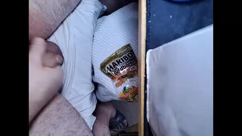 Snapshot of small_1986 chatting on January 9, 9:37 am transmisin gratuita bajo demanda free broadcast on demand online show from January 9, 9:37 am