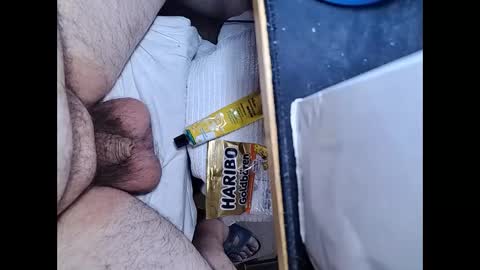 Snapshot of small_1986 chatting on January 9, 12:41 pm transmisin gratuita bajo demanda free broadcast on demand online show from January 9, 12:41 pm