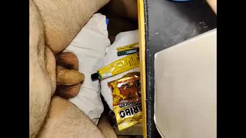 Snapshot of small_1986 chatting on January 25, 12:16 pm transmisin gratuita bajo demanda free broadcast on demand online show from January 25, 12:16 pm