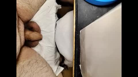 Snapshot of small_1986 chatting on February 9, 11:25 pm transmisin gratuita bajo demanda free broadcast on demand online show from February 9, 11:25 pm