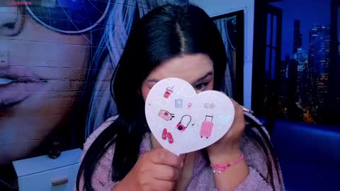 Snapshot of small__naughty chatting on January 24, 2:19 pm Mariana Torres online show from January 24, 2:19 pm