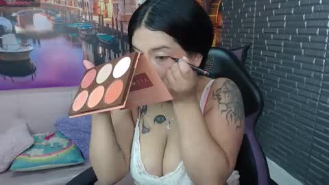 Mariana Torres online show from October 10, 1:43 pm