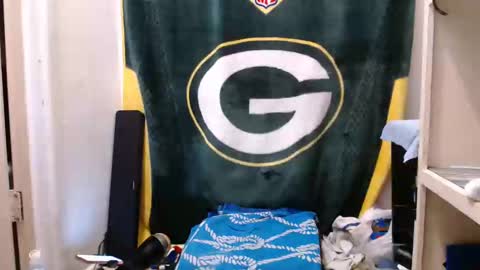 Snapshot of small_wood21 chatting on December 25, 11:43 am small wood21 online show from December 25, 11:43 am