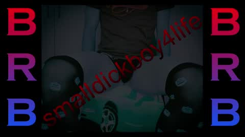 Snapshot of smalldickboy4life chatting on January 19, 4:33 am Smalldickboy4life online show from January 19, 4:33 am