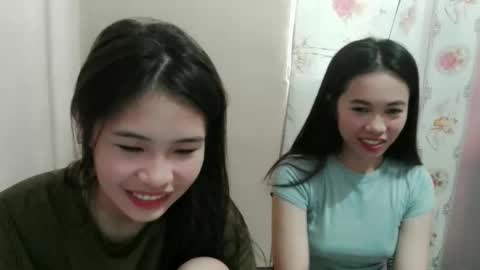 Snapshot of smellon_shake chatting on February 27, 3:39 am Julia online show from February 27, 3:39 am