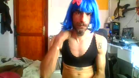 Snapshot of smile3555 chatting on December 18, 10:43 am willy online show from December 18, 10:43 am