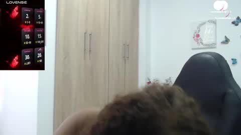 Snapshot of smilet_milf chatting on February 13, 11:39 am Smileth online show from February 13, 11:39 am