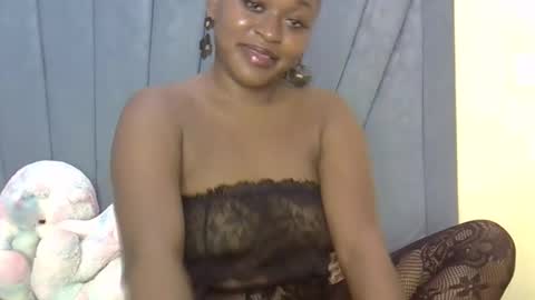 smiley_berry online show from September 22, 5:04 pm