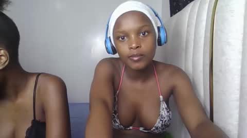 smiley luv1 online show from March 10, 8:03 pm