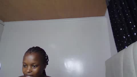 smiley luv1 online show from March 26, 9:26 am