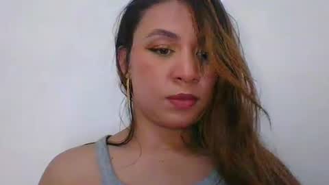 Snapshot of smileycherry chatting on December 19, 11:57 pm smileycherry online show from December 19, 11:57 pm