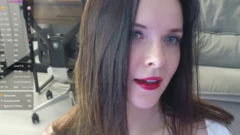 Snapshot of smilym chatting on February 2, 1:41 pm smilym online show from February 2, 1:41 pm