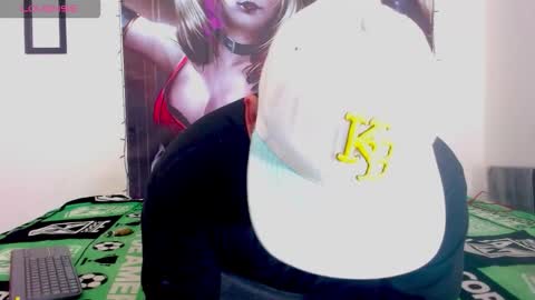 Snapshot of smith_hot69 chatting on February 19, 5:14 am dani online show from February 19, 5:14 am