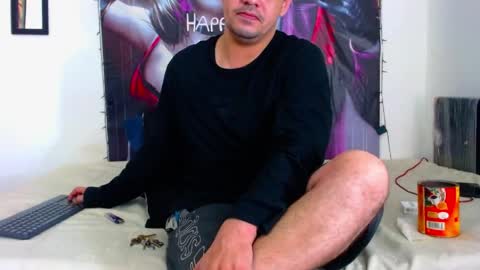 Snapshot of smith_hot69 chatting on April 10, 4:50 am dani online show from April 10, 4:50 am