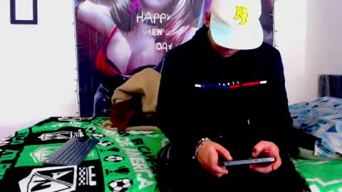 Snapshot of smith_hot69 chatting on April 28, 3:22 am dani online show from April 28, 3:22 am