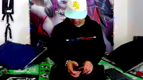 Snapshot of smith_hot69 chatting on April 29, 2:59 am dani online show from April 29, 2:59 am