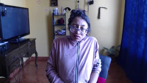 smith_lechosoxxx online show from October 22, 12:49 pm