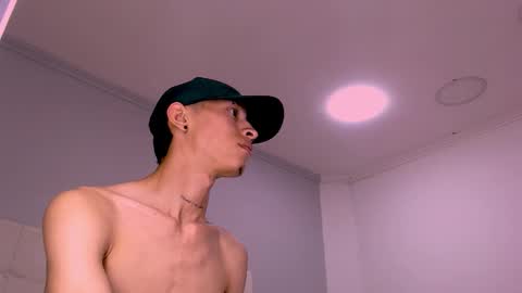 Snapshot of smith_maycol chatting on November 9, 7:12 pm Mateo stiben online show from November 9, 7:12 pm