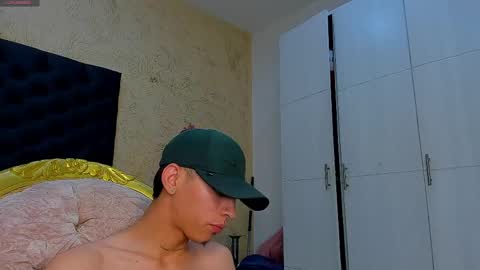 Mateo stiben online show from April 22, 7:04 pm