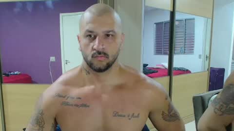 smithduke online show from February 20, 11:54 pm