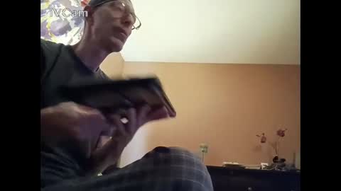 smoke-4-me online show from March 21, 6:22 pm