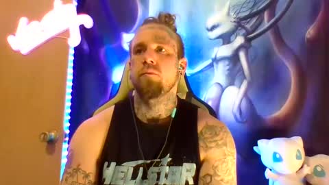 Snapshot of smokebluntafterblunt chatting on February 20, 4:31 am smoke online show from February 20, 4:31 am