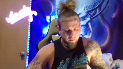 Snapshot of smokebluntafterblunt chatting on February 22, 4:24 am smoke online show from February 22, 4:24 am