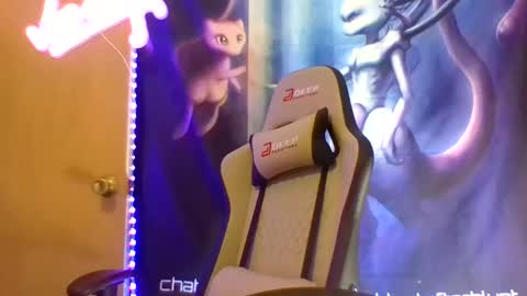 Snapshot of smokebluntafterblunt chatting on February 28, 1:39 am smoke online show from February 28, 1:39 am