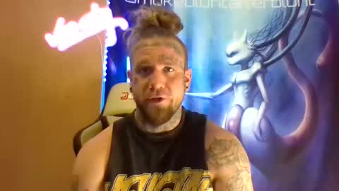 Snapshot of smokebluntafterblunt chatting on March 3, 2:01 pm smoke online show from March 3, 2:01 pm