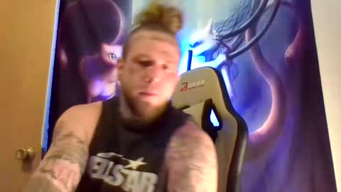 Snapshot of smokebluntafterblunt chatting on March 11, 1:44 am smoke online show from March 11, 1:44 am