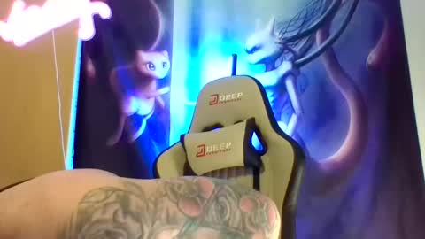 Snapshot of smokebluntafterblunt chatting on March 13, 2:51 am smoke online show from March 13, 2:51 am