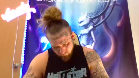 Snapshot of smokebluntafterblunt chatting on March 18, 5:38 pm smoke online show from March 18, 5:38 pm