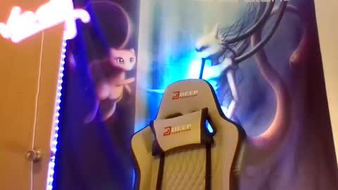 Snapshot of smokebluntafterblunt chatting on March 24, 11:21 pm smoke online show from March 24, 11:21 pm