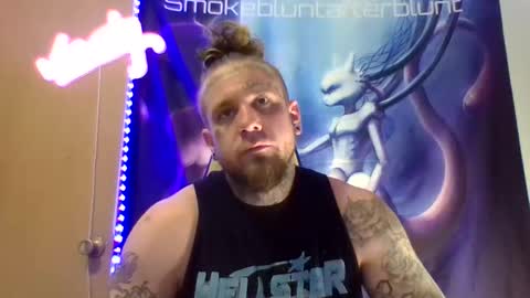 Snapshot of smokebluntafterblunt chatting on March 29, 10:26 am smoke online show from March 29, 10:26 am