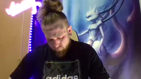 Snapshot of smokebluntafterblunt chatting on April 2, 3:53 pm smoke online show from April 2, 3:53 pm