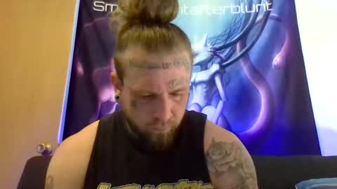 smoke online show from May 14, 11:28 am