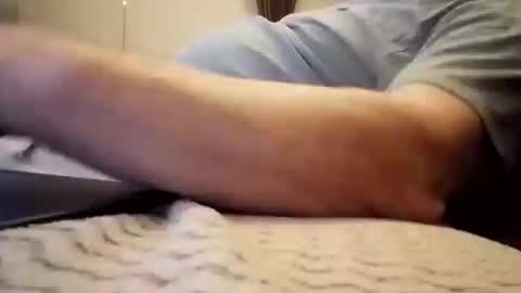 Snapshot of smokefetishman500 chatting on February 9, 10:14 pm smokefetishman500 online show from February 9, 10:14 pm