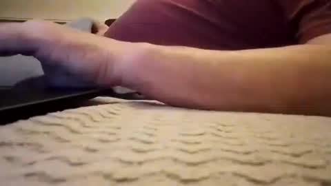 Snapshot of smokefetishman500 chatting on February 16, 9:44 pm smokefetishman500 online show from February 16, 9:44 pm