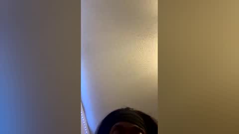 SmokeGoddess35 online show from March 25, 3:45 am